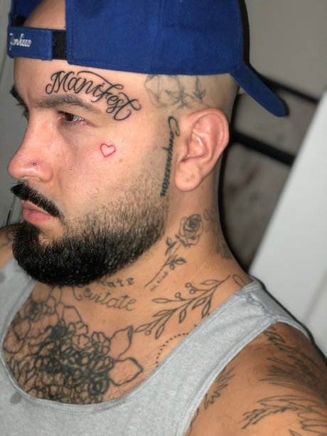 Foto desnuda filtrada de OnlyFans de Manny Torres