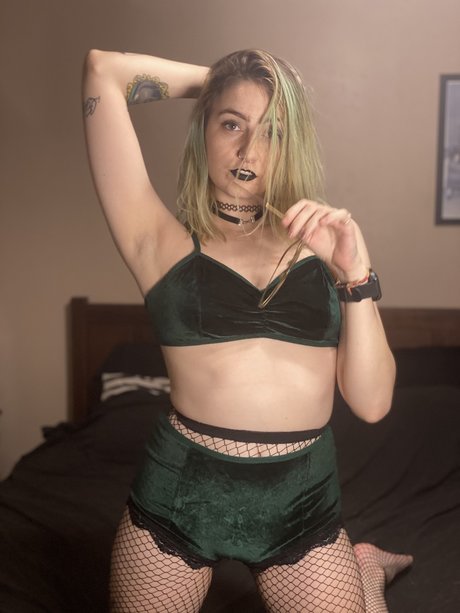 Manic Mondae