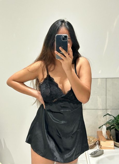 Foto desnuda filtrada de OnlyFans de Kathieelin