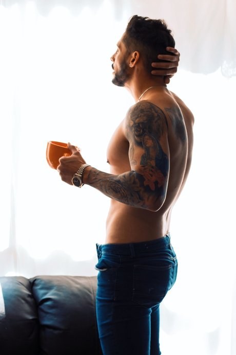 Foto desnuda filtrada de OnlyFans de Rodrigo