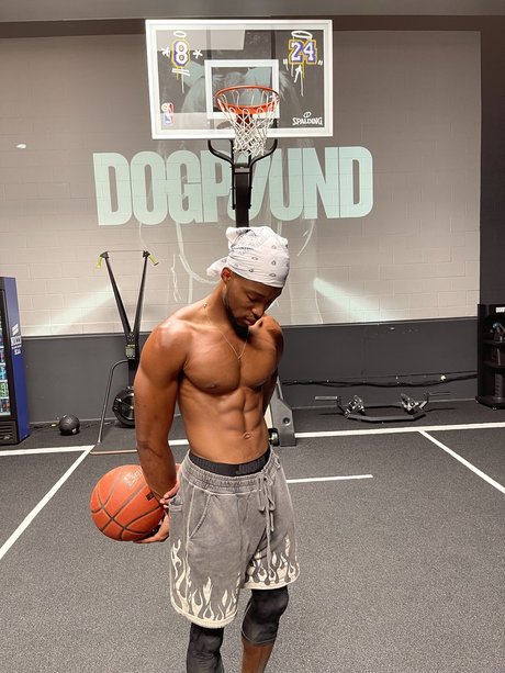 Foto desnuda filtrada de OnlyFans de Marvin Anthony