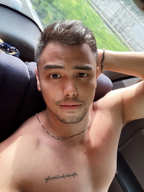 Foto desnuda filtrada de OnlyFans de Marujin28