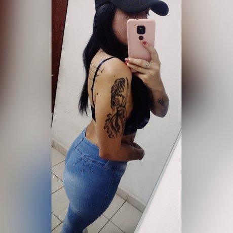 Foto desnuda filtrada de OnlyFans de Dana Marlene Montoya