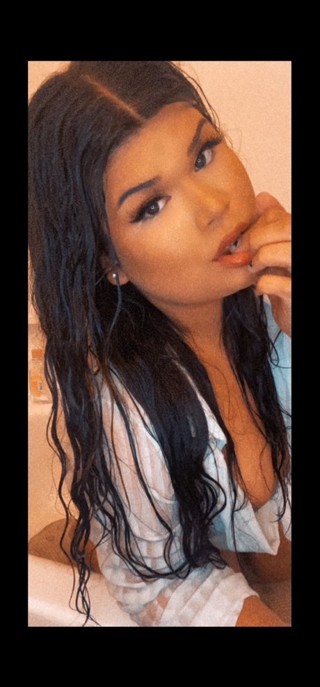 Foto desnuda filtrada de OnlyFans de Marina Morin