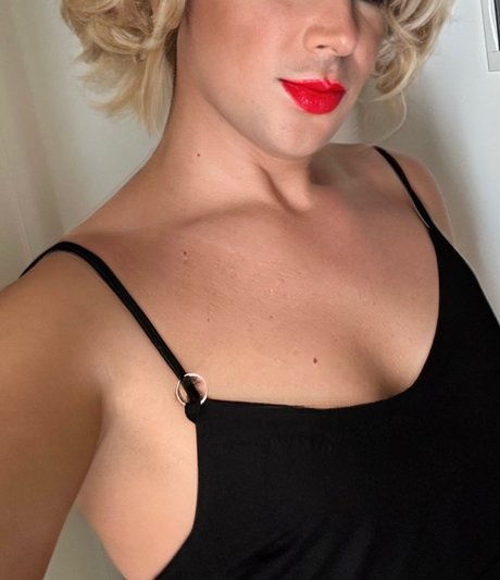 Marilyn Trav