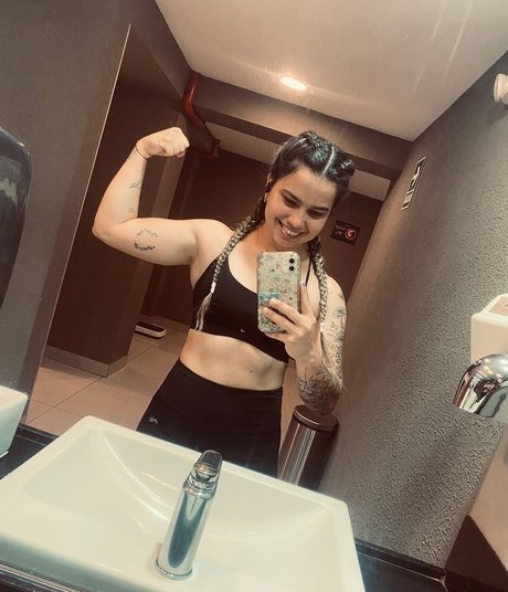 Foto desnuda filtrada de OnlyFans de Mari