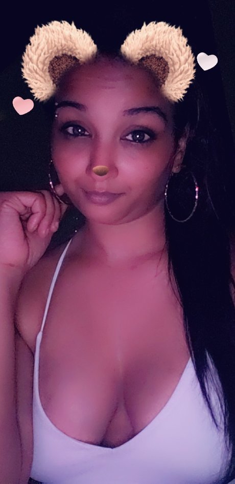 Foto desnuda filtrada de OnlyFans de Angiebaby87