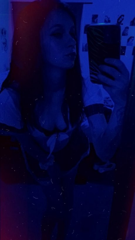 Babygirlchelly