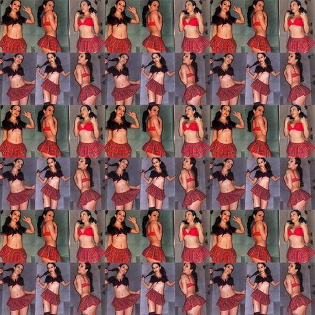 Foto desnuda filtrada de OnlyFans de Ab  Tiny W A B00ty