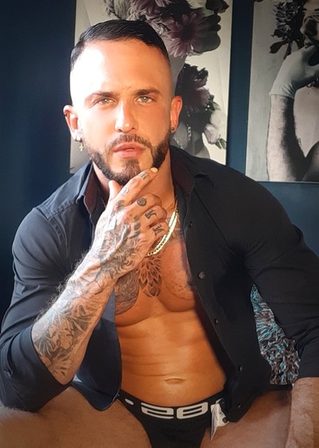 Foto desnuda filtrada de OnlyFans de Brandon Bangs