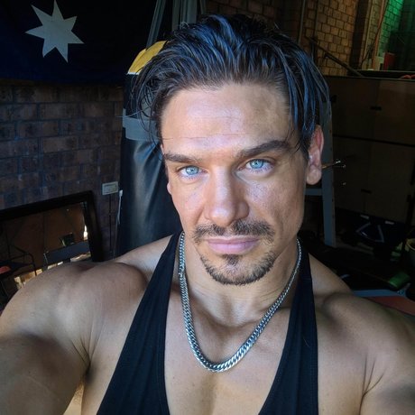 Foto desnuda filtrada de OnlyFans de Maxflex