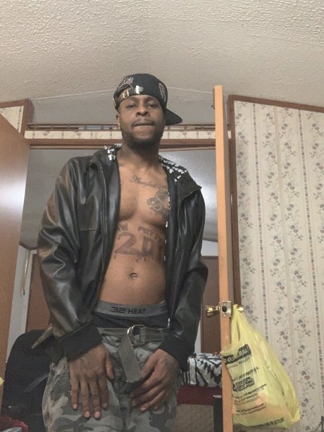 Foto desnuda filtrada de OnlyFans de Maw Fetty 2d