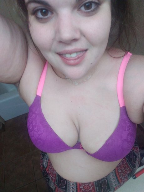 Foto desnuda filtrada de OnlyFans de Shania Bell