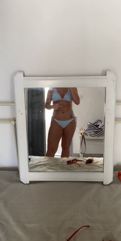 Foto desnuda filtrada de OnlyFans de Becca Cameron