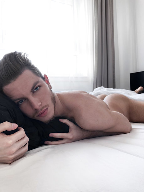 Foto desnuda filtrada de OnlyFans de Mattia Holmes