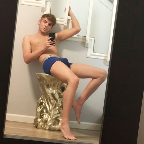 Foto desnuda filtrada de OnlyFans de Matthew Lush