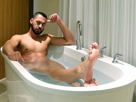 Foto desnuda filtrada de OnlyFans de Master Westcoast