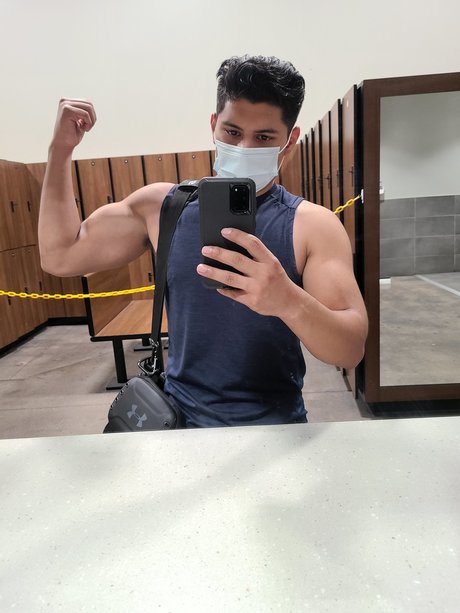 Foto desnuda filtrada de OnlyFans de Master Of Disaster