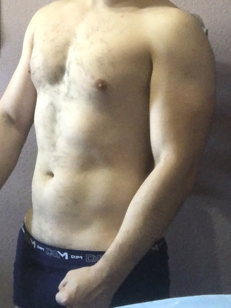 Foto desnuda filtrada de OnlyFans de Master Ninjo