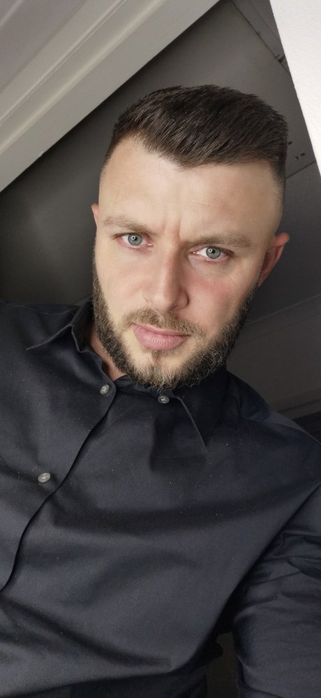 Foto desnuda filtrada de OnlyFans de Jake Johnson