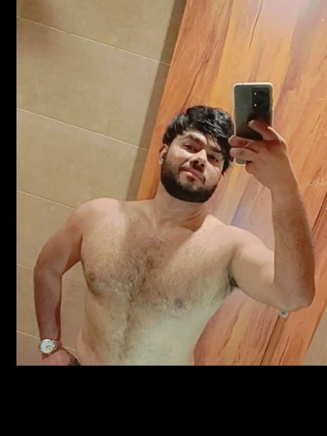 Foto desnuda filtrada de OnlyFans de Master Rockyx