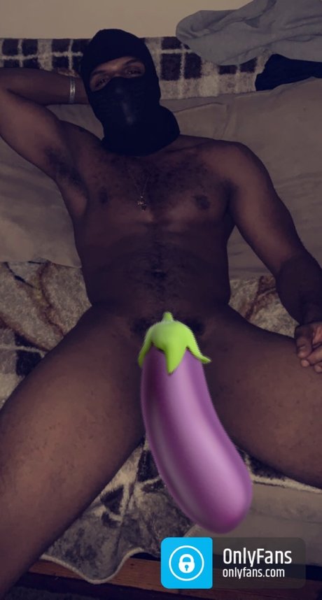 Foto desnuda filtrada de OnlyFans de Masked Melanin