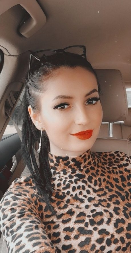 Foto desnuda filtrada de OnlyFans de Maria Roxana