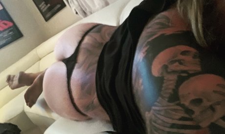 Foto desnuda filtrada de OnlyFans de Dm Me 