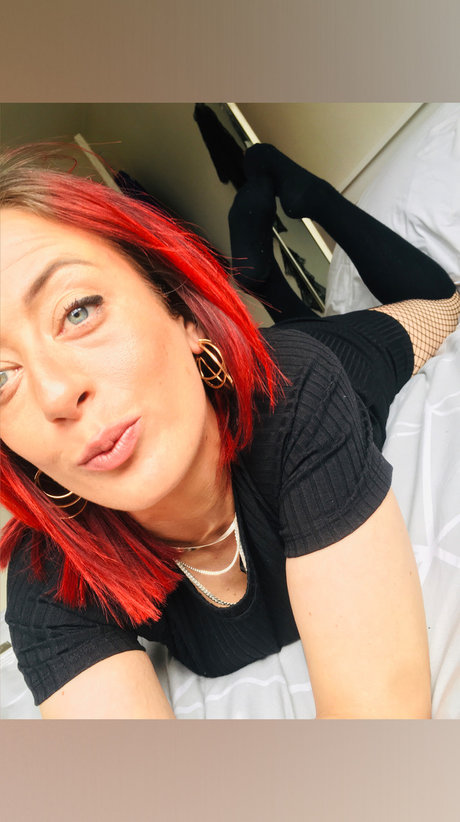 Foto desnuda filtrada de OnlyFans de Beccaampampbrad