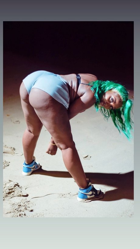 Foto desnuda filtrada de OnlyFans de Freaky Blackshaa  Thefox 