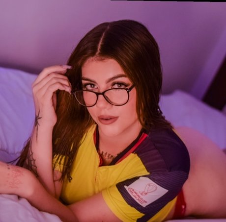 Blanquita Hot