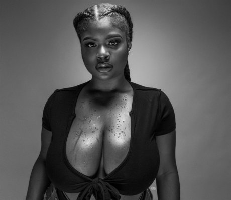 Melanin Monroe