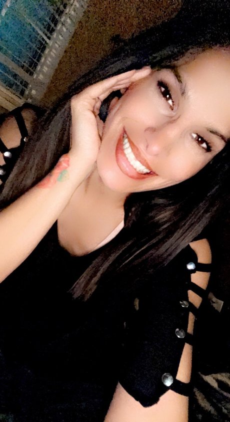Foto desnuda filtrada de OnlyFans de Veebaby89