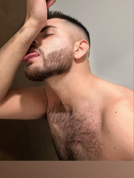 Foto desnuda filtrada de OnlyFans de Blas Martnez