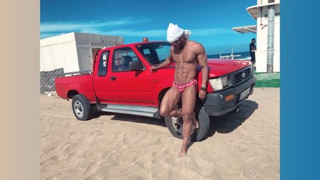 Foto desnuda filtrada de OnlyFans de Utiger 