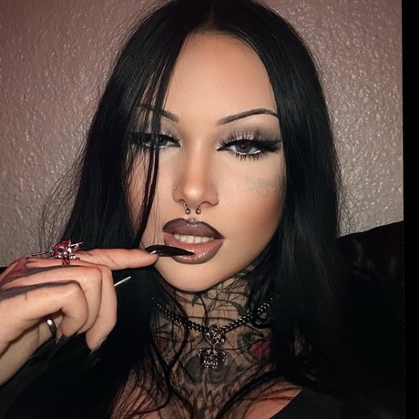 Foto desnuda filtrada de OnlyFans de Salem
