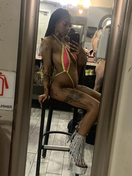 Foto desnuda filtrada de OnlyFans de  Remykilla