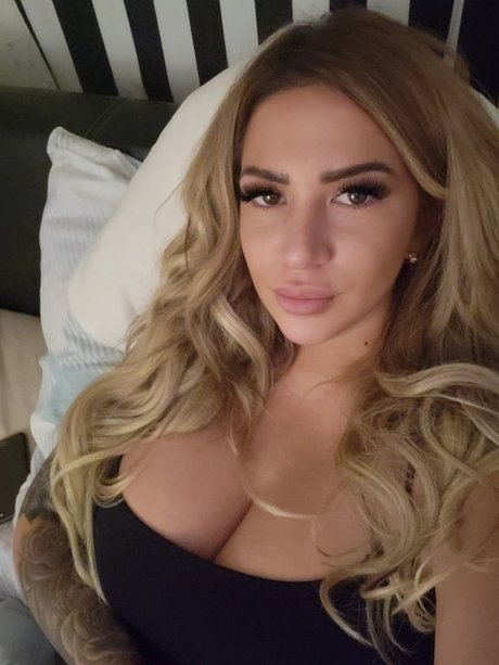 Foto desnuda filtrada de OnlyFans de Chloxxx