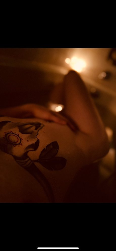 Foto desnuda filtrada de OnlyFans de Mcribbin