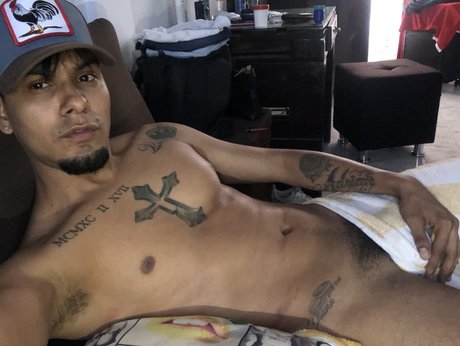 Foto desnuda filtrada de OnlyFans de Maykel 