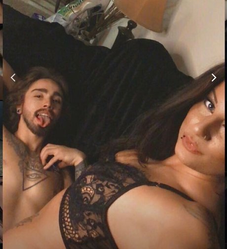 Foto desnuda filtrada de OnlyFans de Xxhoneyxx Vip