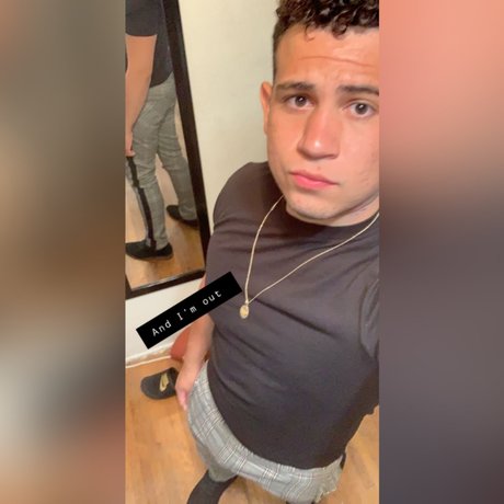 Foto desnuda filtrada de OnlyFans de Memo