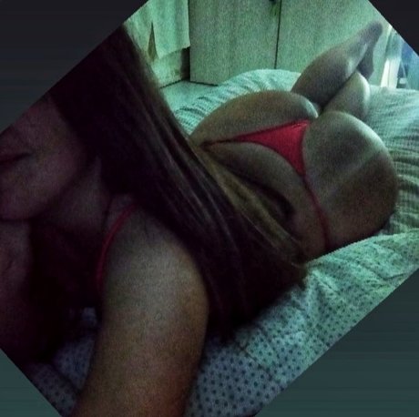 Foto desnuda filtrada de OnlyFans de Memecientas