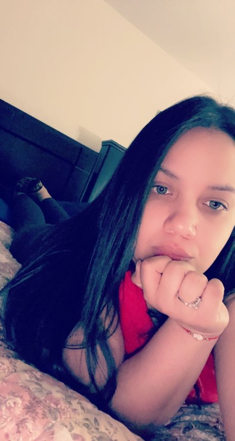 Foto desnuda filtrada de OnlyFans de La Mueca De Oro