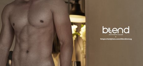 Foto desnuda filtrada de OnlyFans de Blend  Men Photobook Magazine