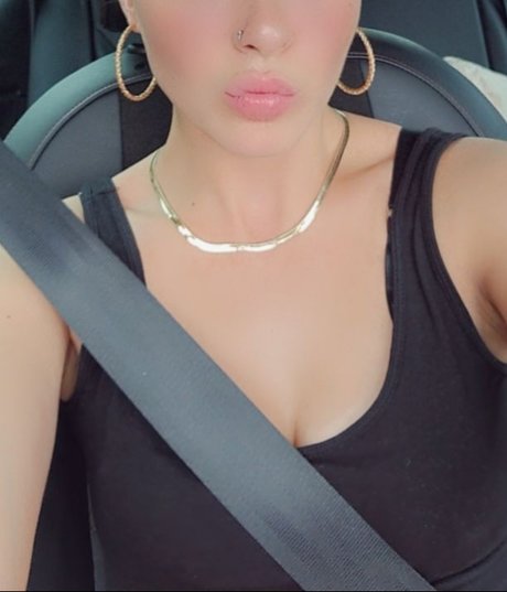 Foto desnuda filtrada de OnlyFans de Loulou