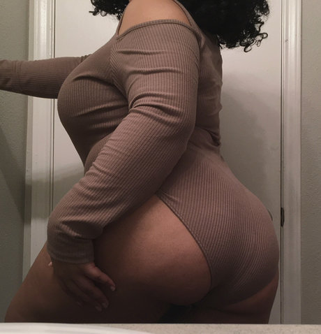 Foto desnuda filtrada de OnlyFans de Beige Bunny 