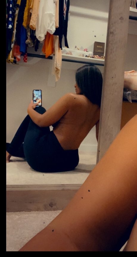 Foto desnuda filtrada de OnlyFans de Becuzzimmee