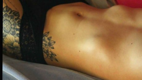 Foto desnuda filtrada de OnlyFans de Alexandria 