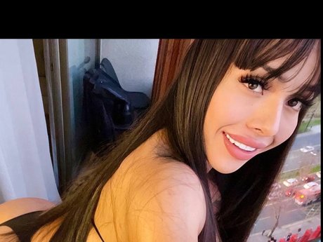 Foto desnuda filtrada de OnlyFans de Melanie Scarleth